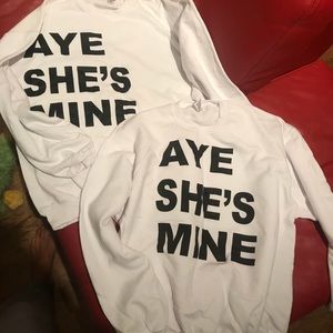 White crew neck sweatshirts